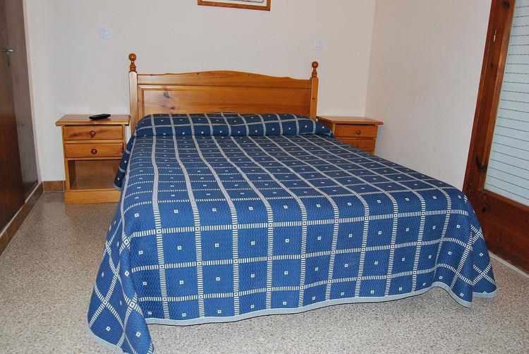 Hostal Gran Sol Llançà Habitación foto